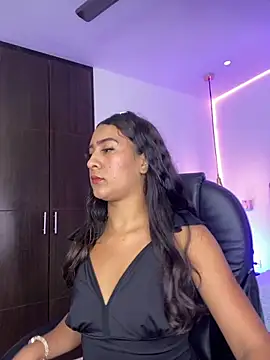 ScarletDesire  online show from October 2025 07:48:02 PM