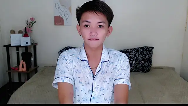 Snapshot of Wild_Prince69 chatting on October 2025 11:43:01 PM Wild Prince69 online show from October 2025 11:43:01 PM