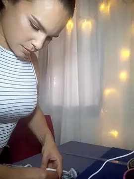 Snapshot of Arisbet333 chatting on November 2025 09:14:01 PM Arisbet333 online show from November 2025 09:14:01 PM