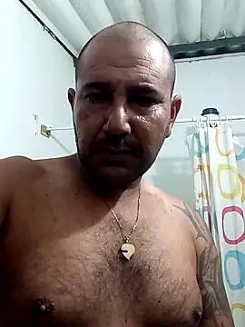 Snapshot of cesargoch87 chatting on October 2025 04:07:01 AM cesargoch87 online show from October 2025 04:07:01 AM