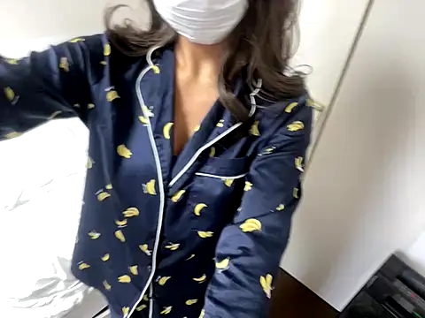 Snapshot of Toriyufu chatting on November 2025 10:53:02 PM Toriyufu online show from November 2025 10:53:02 PM