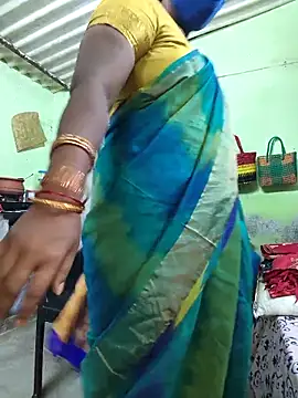 Snapshot of Tamilselviroja- chatting on October 2025 03:32:01 PM Tamilselviroja- online show from October 2025 03:32:01 PM