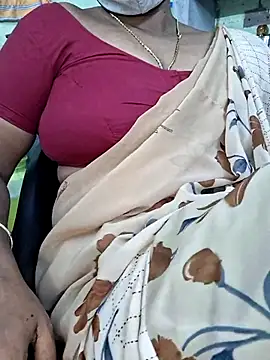 Snapshot of Tamilselviroja- chatting on October 2025 03:58:01 PM Tamilselviroja- online show from October 2025 03:58:01 PM