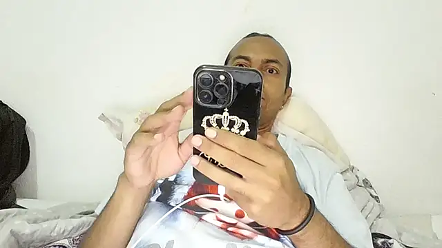 Snapshot of XxvanxX chatting on October 2025 10:36:02 AM XxvanxX online show from October 2025 10:36:02 AM