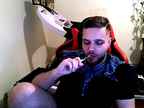 KingAdonisss online show from September 2025 12:32:02 PM