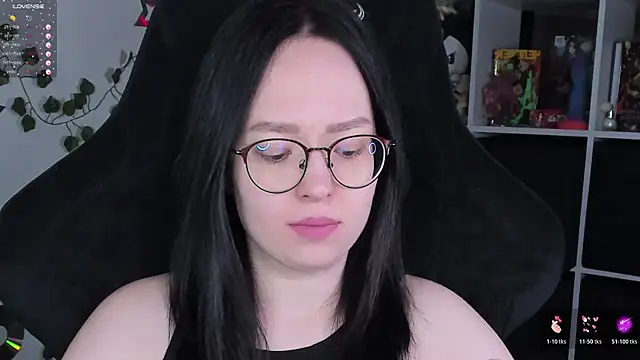 Snapshot of power_robynn chatting on October 2025 04:42:01 PM power robynn online show from October 2025 04:42:01 PM