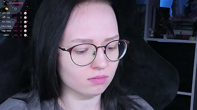 Snapshot of power_robynn chatting on November 2025 09:13:02 PM power robynn online show from November 2025 09:13:02 PM