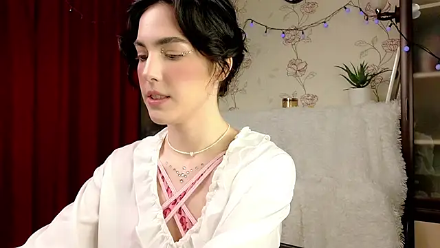 di moon online show from October 2025 03:01:01 PM