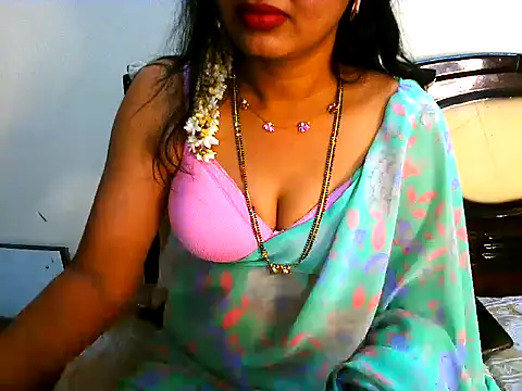 Myna95 online show from November 2025 03:22:01 PM