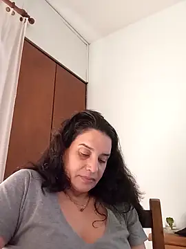 Snapshot of MoritaSalvaj chatting on October 2025 01:07:01 PM MoritaSalvaj online show from October 2025 01:07:01 PM