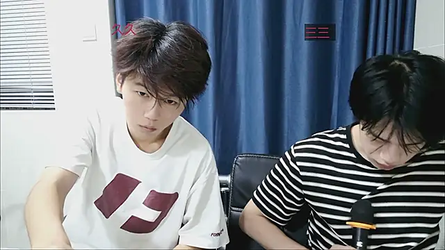 Snapshot of stripcha-798 chatting on October 2025 10:33:01 AM stripcha-798 online show from October 2025 10:33:01 AM