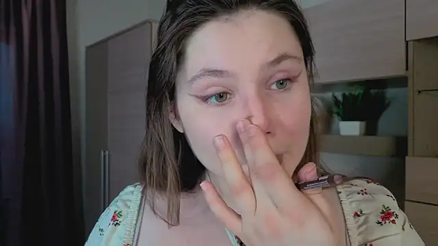 Snapshot of Mary_Phelps chatting on November 2025 01:13:02 PM Mary Phelps online show from November 2025 01:13:02 PM