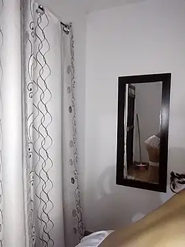 Valery Margie online show from November 2025 06:13:01 AM