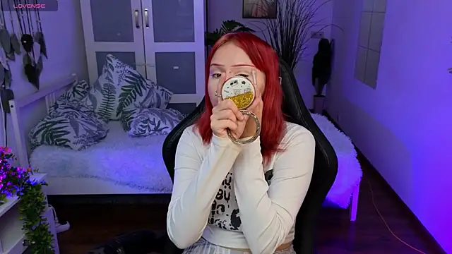 Snapshot of kitten_murray_ chatting on October 2025 05:28:02 AM kitten murray online show from October 2025 05:28:02 AM