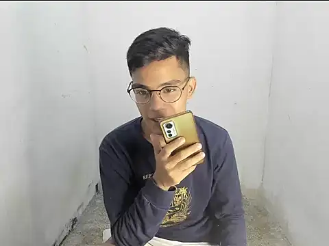 Deivi colins 23 online show from October 2025 12:10:01 AM