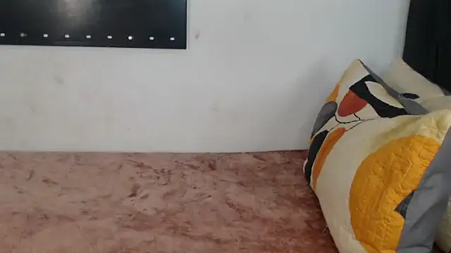 Snapshot of Black-RoseX chatting on October 2025 03:30:02 PM Black-RoseX online show from October 2025 03:30:02 PM