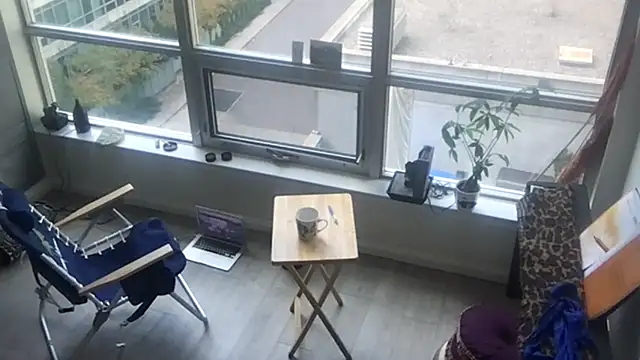 Snapshot of tia___fox chatting on October 2025 08:21:02 PM tia   fox online show from October 2025 08:21:02 PM