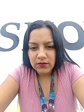 Snapshot of Sexy_Nayra_outdoors chatting on October 2025 06:30:01 PM Sexy Nayra outdoors online show from October 2025 06:30:01 PM