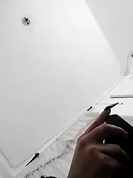 Snapshot of RobertaxGutierrez chatting on October 2025 07:09:02 AM RobertaxGutierrez online show from October 2025 07:09:02 AM