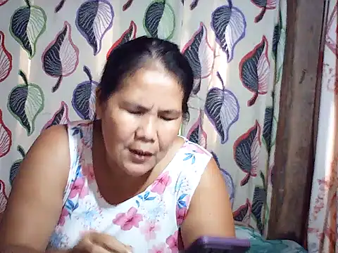 Snapshot of milagrose_rose chatting on October 2025 02:19:01 AM milagrose rose online show from October 2025 02:19:01 AM