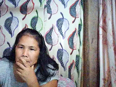 Snapshot of milagrose_rose chatting on October 2025 08:34:02 AM milagrose rose online show from October 2025 08:34:02 AM