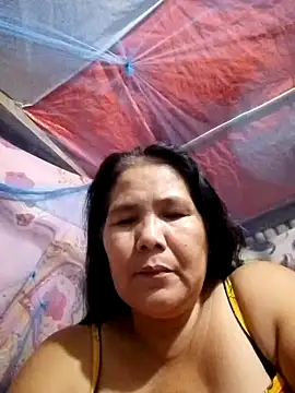 Snapshot of milagrose_rose chatting on October 2025 12:49:01 PM milagrose rose online show from October 2025 12:49:01 PM