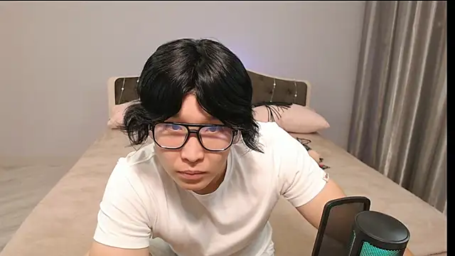 Snapshot of KaiChicken chatting on October 2025 09:56:01 PM KaiChicken online show from October 2025 09:56:01 PM