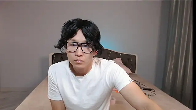 Snapshot of KaiChicken chatting on October 2025 02:55:02 AM KaiChicken online show from October 2025 02:55:02 AM