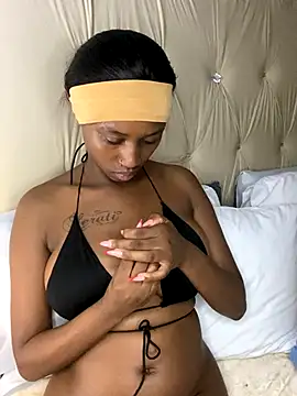 Snapshot of Sirah1 chatting on November 2025 10:52:02 PM Sirah1 online show from November 2025 10:52:02 PM