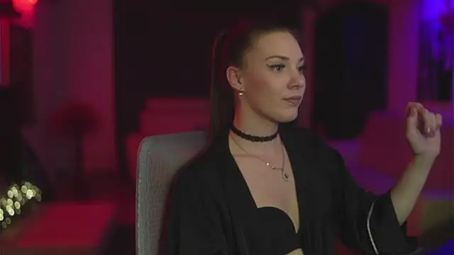 Snapshot of CandyStorm chatting on December 2025 09:42:02 PM CandyStorm online show from December 2025 09:42:02 PM