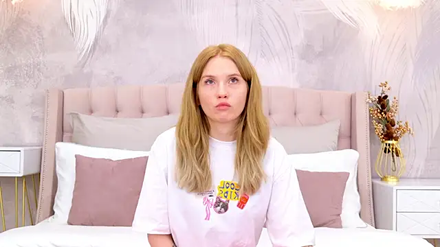 Snapshot of MelissaLiss chatting on October 2025 03:01:02 PM MelissaLiss online show from October 2025 03:01:02 PM