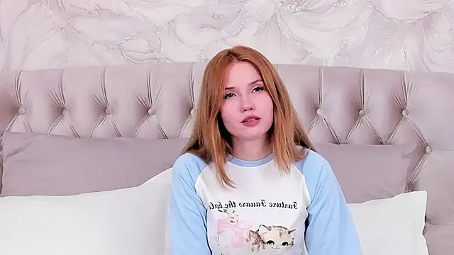 Snapshot of MelissaLiss chatting on November 2025 03:01:02 PM MelissaLiss online show from November 2025 03:01:02 PM