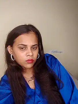 Snapshot of Naughtysilk chatting on October 2025 08:09:02 PM Naughtysilk online show from October 2025 08:09:02 PM