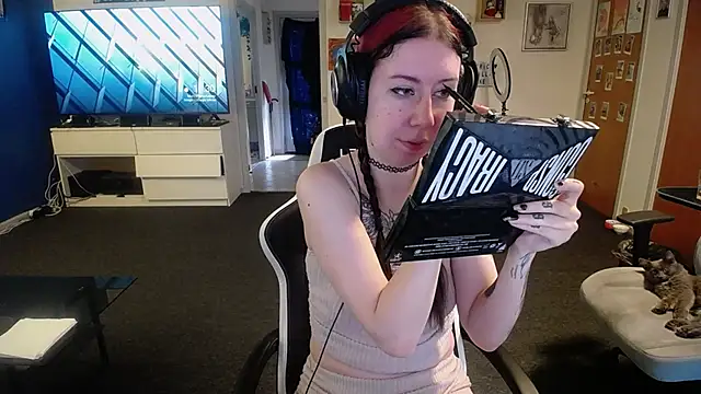 TattooedGirls online show from October 2025 08:31:02 AM