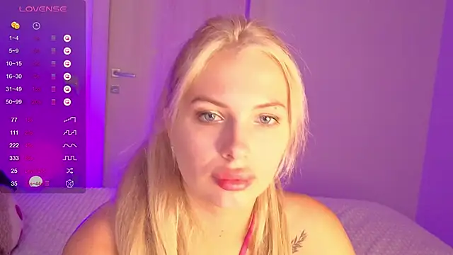 SweetCherryBlonde online show from October 2025 09:07:01 AM