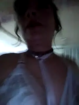 Valentina Squirt- online show from October 2025 09:54:01 AM