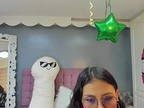 Snapshot of lola_cook chatting on October 2025 01:40:02 PM lola cook online show from October 2025 01:40:02 PM