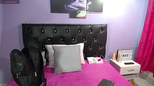 Snapshot of Jazmin_ny chatting on October 2025 01:57:02 PM Jazmin ny online show from October 2025 01:57:02 PM