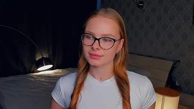 Snapshot of LibbyVenzeio chatting on October 2025 07:20:02 AM LibbyVenzeio online show from October 2025 07:20:02 AM