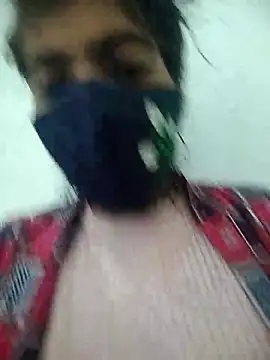 Snapshot of PEEHU-50 chatting on October 2025 02:14:02 AM PEEHU-50 online show from October 2025 02:14:02 AM