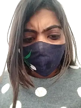 Snapshot of PEEHU-50 chatting on November 2025 01:38:02 AM PEEHU-50 online show from November 2025 01:38:02 AM