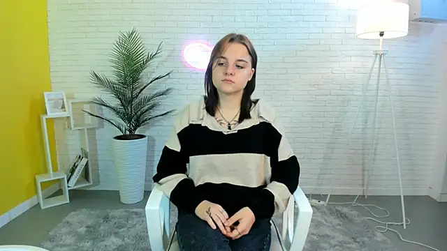 NinaArthurs online show from September 2025 06:29:02 AM