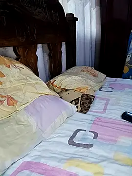 Snapshot of fayola20 chatting on October 2025 08:18:02 PM fayola20 online show from October 2025 08:18:02 PM