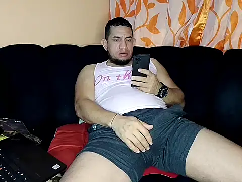 Snapshot of fayola20 chatting on November 2025 02:10:01 AM fayola20 online show from November 2025 02:10:01 AM