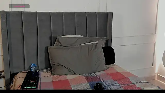 Snapshot of luxuryheaven_8 chatting on October 2025 09:34:02 PM luxuryheaven 8 online show from October 2025 09:34:02 PM