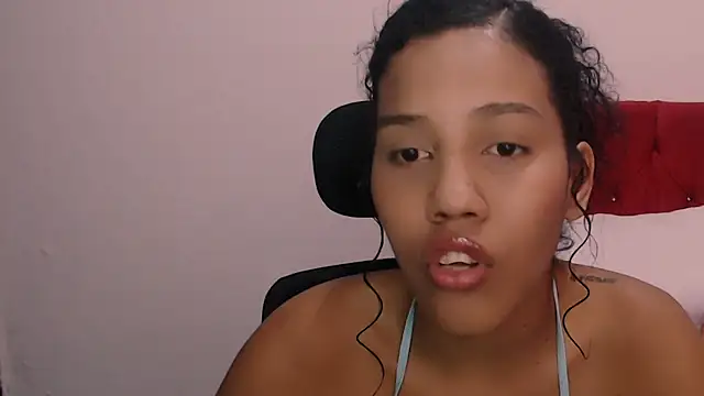 Tainara ebony online show from October 2025 06:50:02 PM