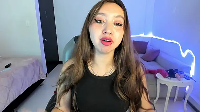 Snapshot of Scarlett__Cooper__ chatting on October 2025 12:07:02 PM Scarlett Cooper online show from October 2025 12:07:02 PM