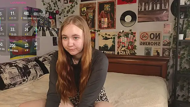 Snapshot of BobbieStenstrom chatting on October 2025 08:00:02 AM BobbieStenstrom online show from October 2025 08:00:02 AM