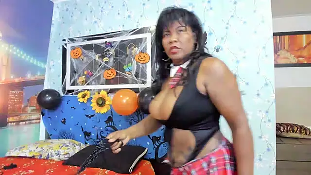 Snapshot of TashaMendoza1 chatting on October 2025 07:59:01 PM TashaMendoza1 online show from October 2025 07:59:01 PM