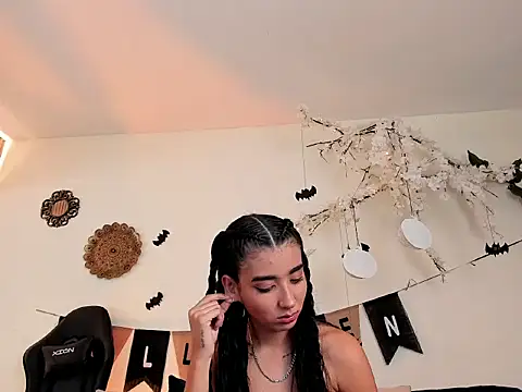 Snapshot of cloe_taylor__ chatting on October 2025 03:15:01 AM cloe taylor online show from October 2025 03:15:01 AM